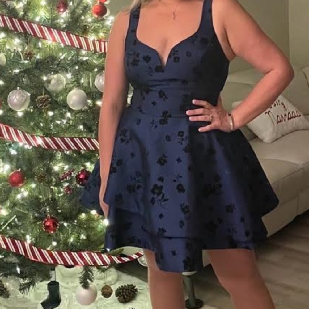 B. Darlin
Sweetheart Neck Double Layer Asymmetrical Fit-And-Flare Dress